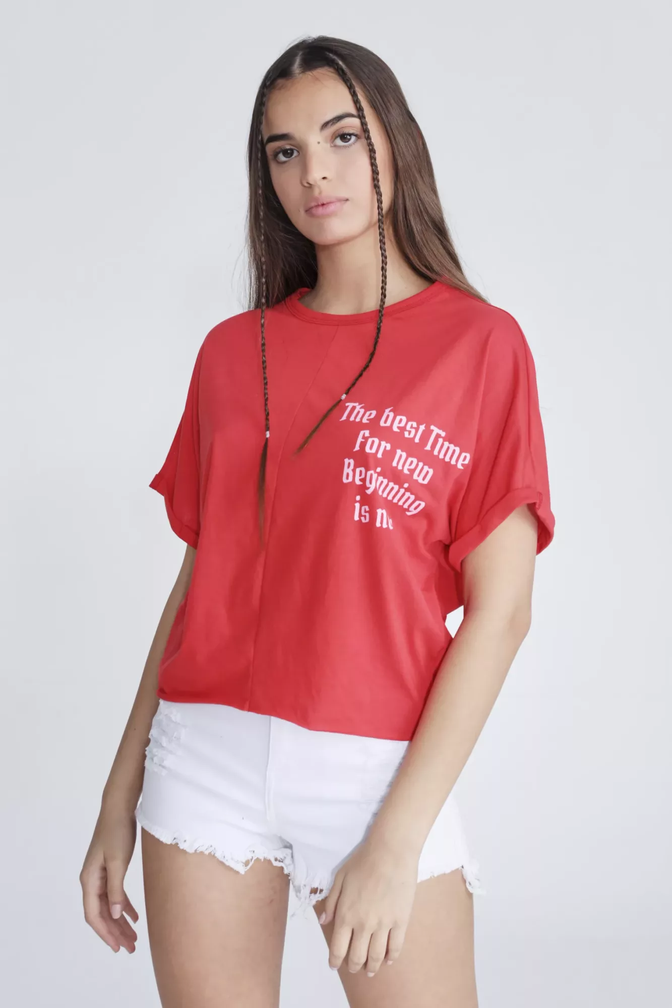 Remera Now Nudo En Espalda Y Estampa