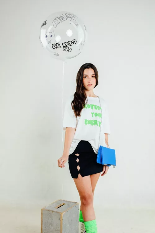 REMERA CON ESTAMPA EN JERSEY